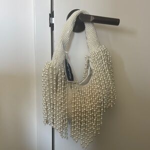 Elegant Pearl Beaded Handbag